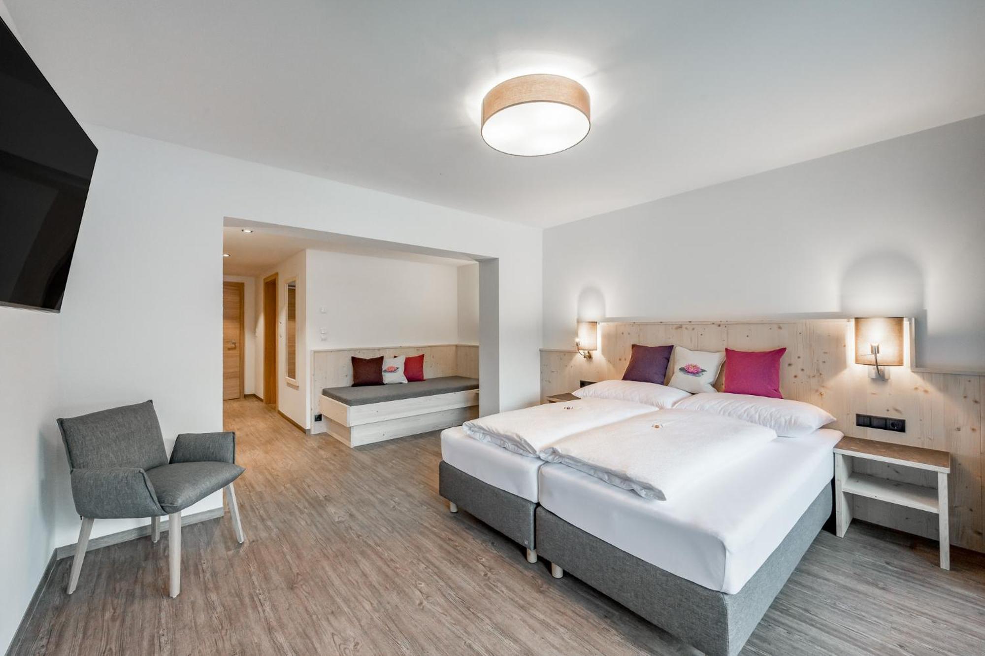 Seehüter's Hotel Seerose Oetz Habitación foto