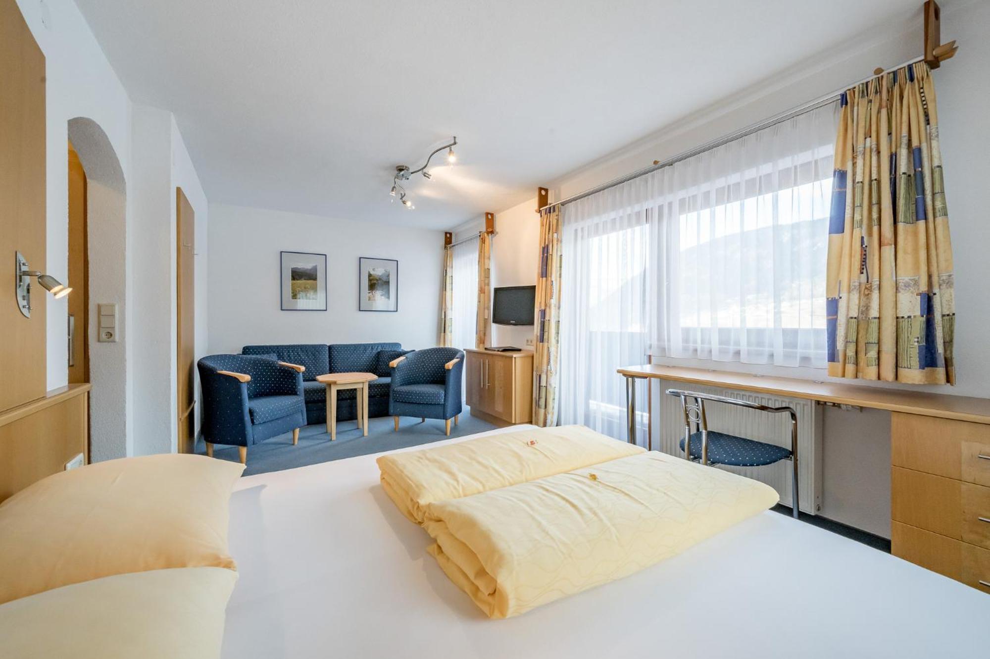 Seehüter's Hotel Seerose Oetz Habitación foto